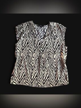 Rachel Zoe Zebra Print V Neck Tank Size M